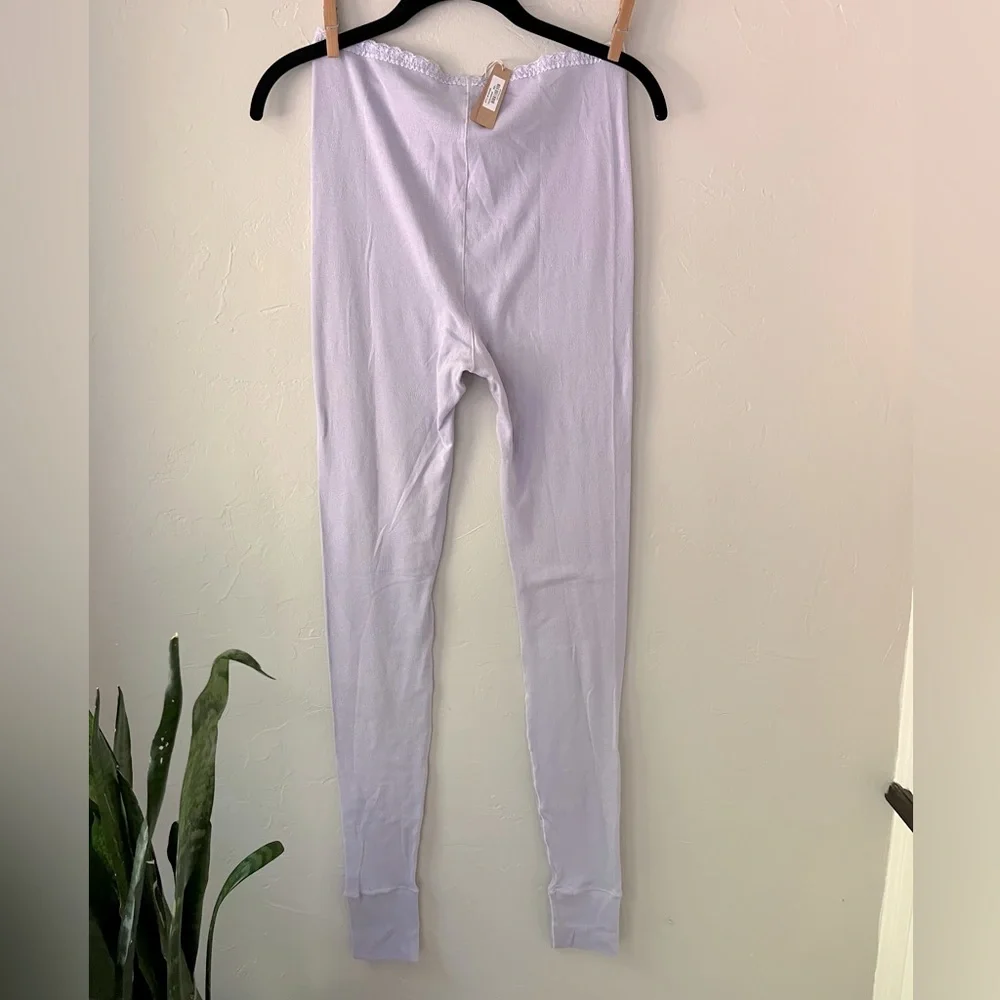 HTF SKIMS POINTELLE LACE TRIM LEGGINGS IN LAVENDER L - Picture 4 of 4